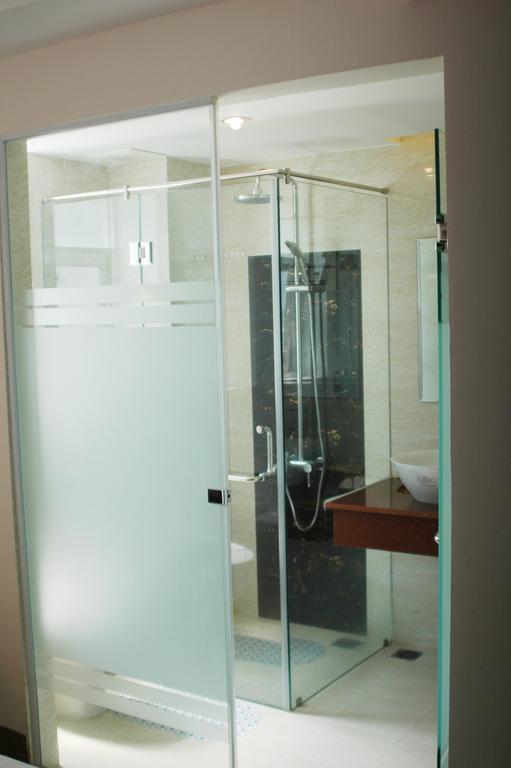 Minh Nhat Hotel Nha Trang Værelse billede