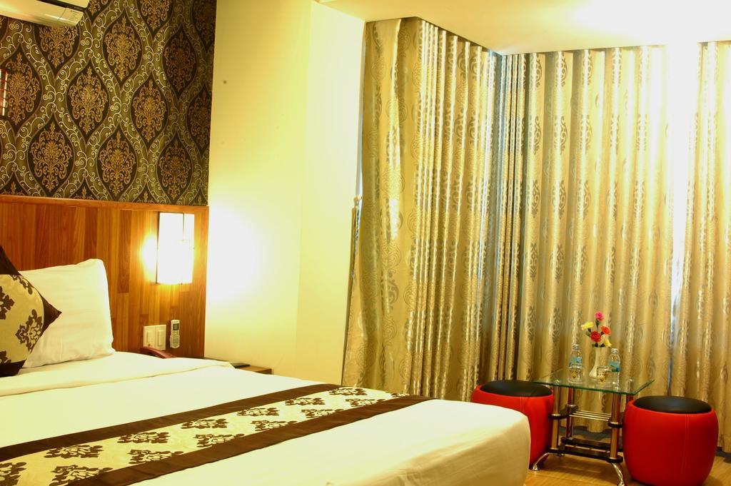 Minh Nhat Hotel Nha Trang Værelse billede